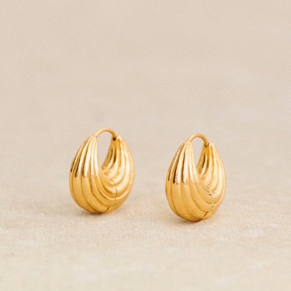 Authentic SEZANE x MDLO Leandra earrings
